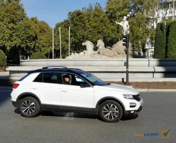 De las siguientes obligaciones, ¿cuál corresponde al conductor de un vehículo?