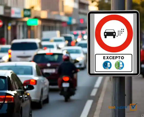 ¿Le está permitido el acceso a un vehículo de motor que disponga del distintivo ambiental C a una zona de bajas emisiones delimitada por estas señales?